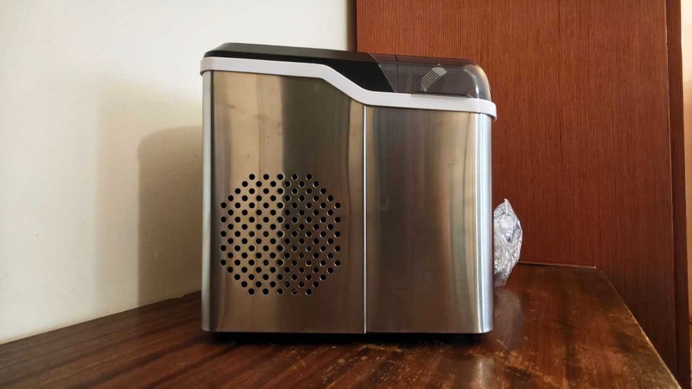 Ледогенератор gorenje IMD1200SB чисто нов, неизползван