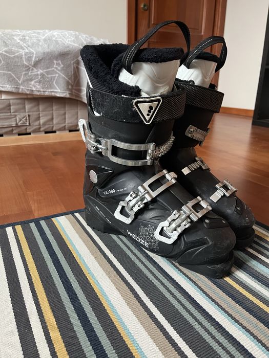 Clăpari schi Wedze WID 300 – damă – 4 clape – stare bună