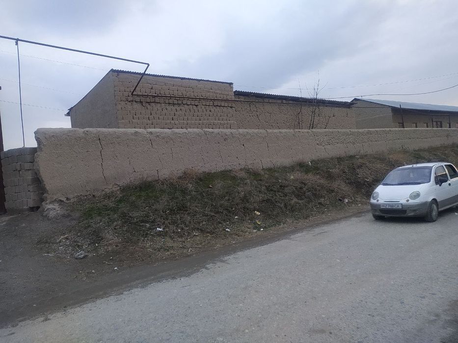 Ер сотилади камолот махаласида супер