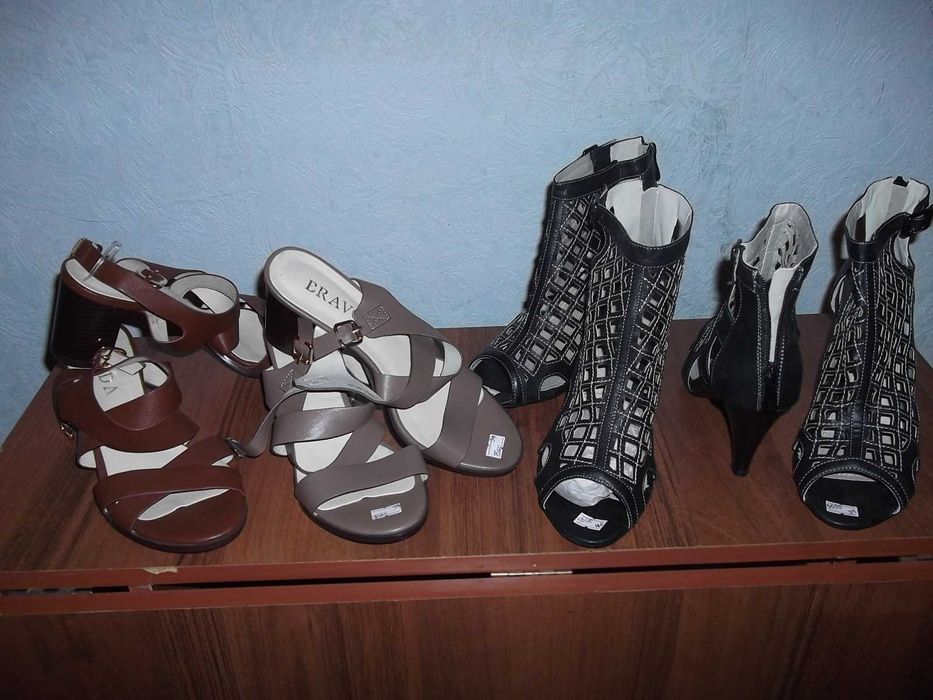 Продам новые босоножки