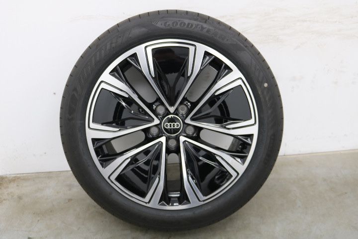 Ауди А5 джанти 18 цола с гуми