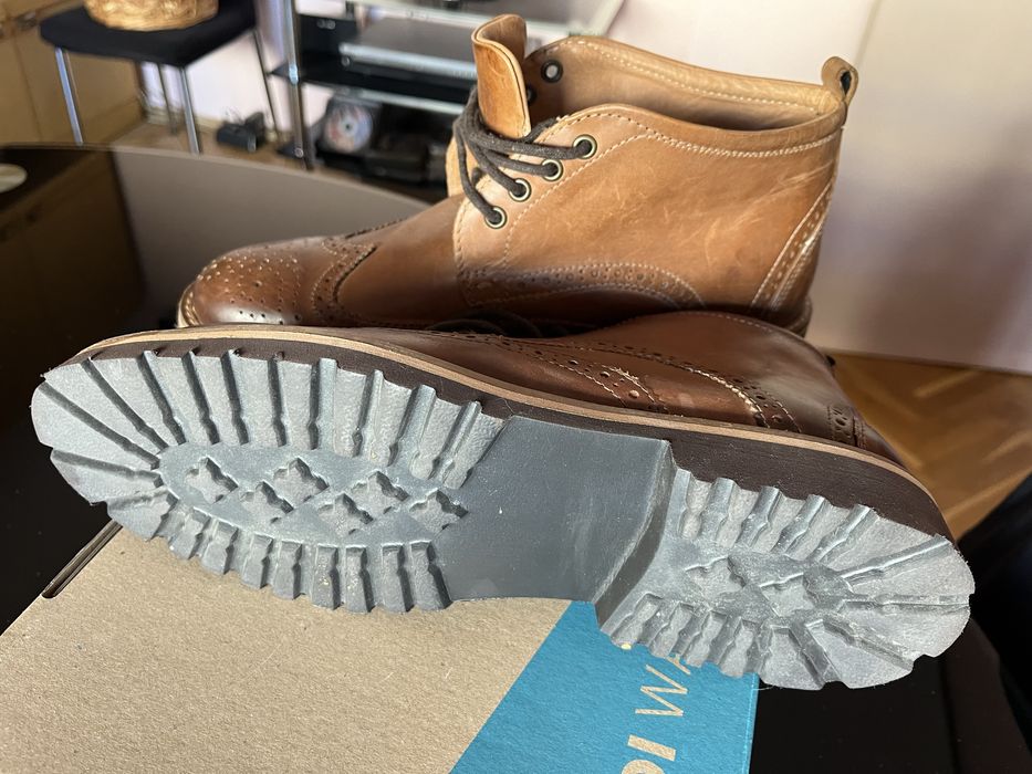 Продавам кожени обувки