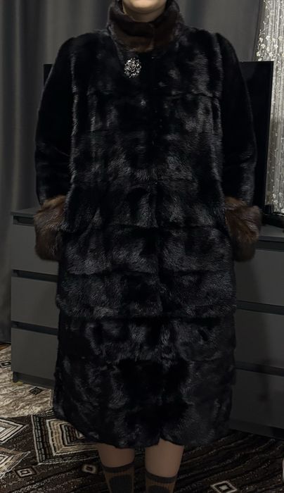 Продам шубу норковую