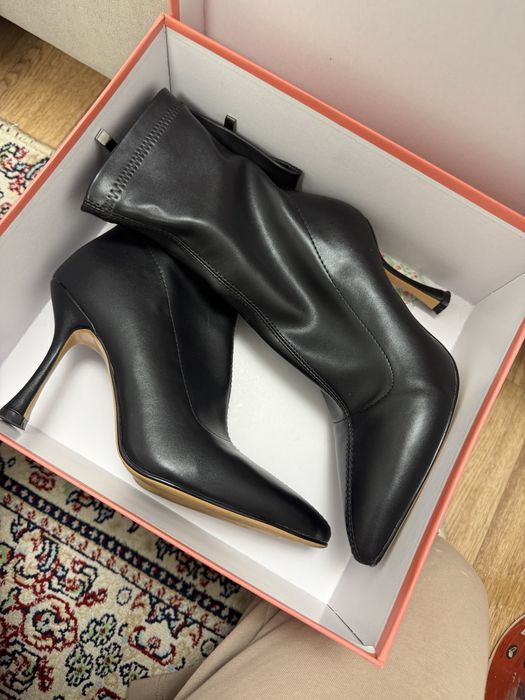 Ботильоны на каблуке