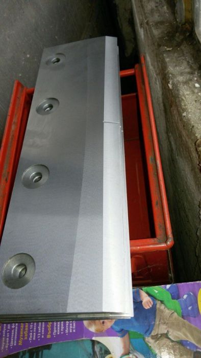 Изработвам детайли по поръчка на струг,фреза и плосък шлайф!