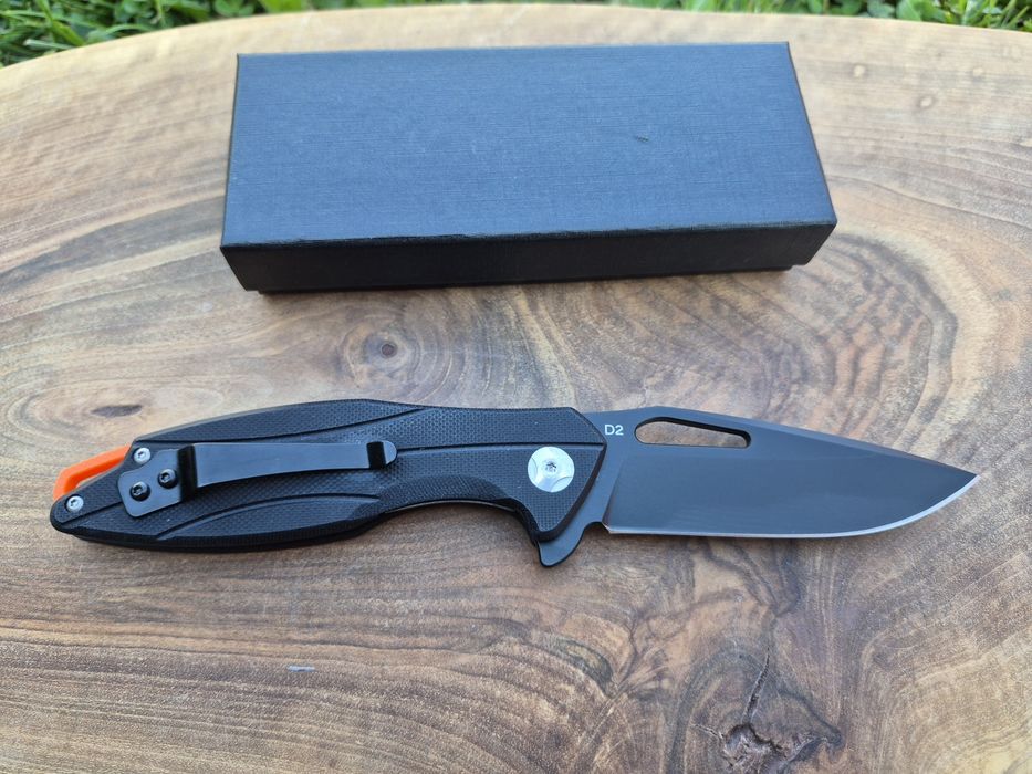 Сгъваем джобен нож,стомана D2,тъмно острие, D116