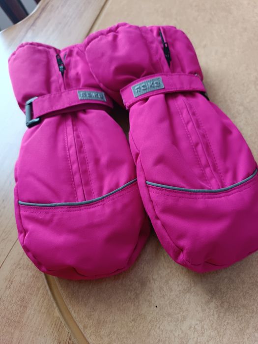 Перчатка фирменная. Новый