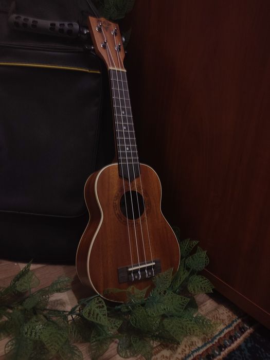 Укулеле-сопрано.