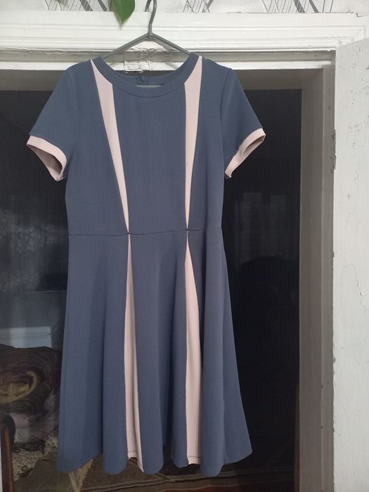 Продам женскую одежду