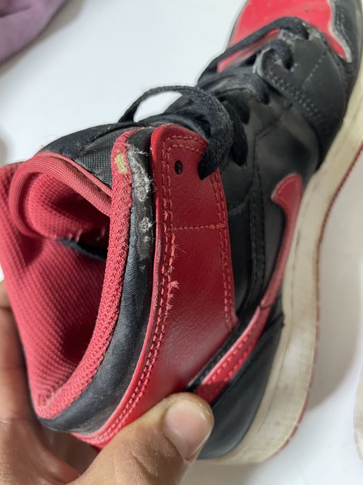 vand nike borough high,impechabilincu mici defecte.