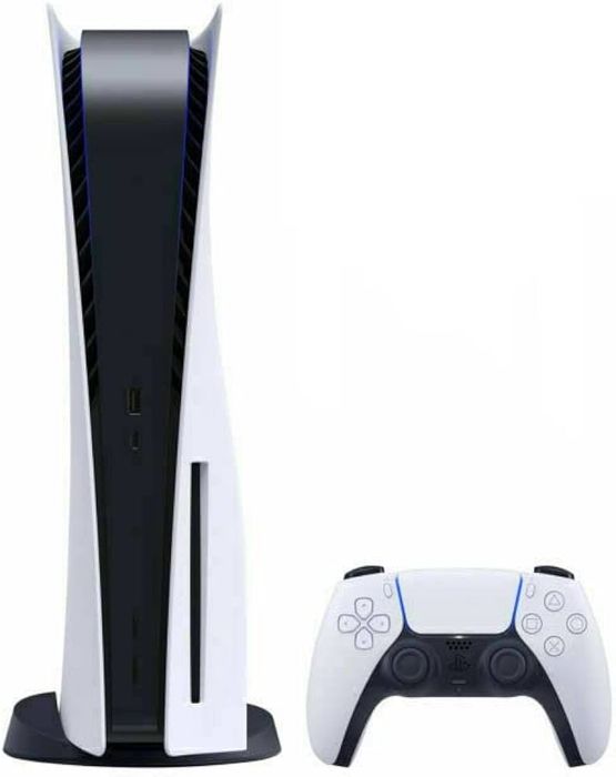 Play Station 5 (PS5) Disc с 1 джоестик и 3 игри