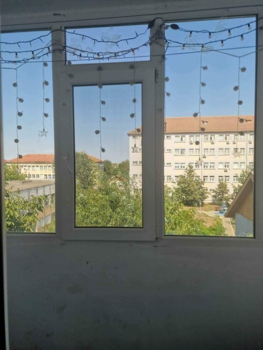Apartament 2 camere semidecomandat