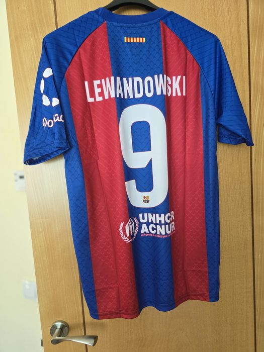 Футболни тениски Барселона, Манчестър Сити, Реал Мадрид,  ПСЖ, Арсенал