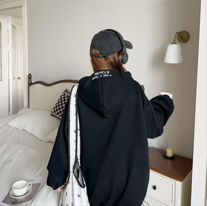 Стильная oversize толстовка