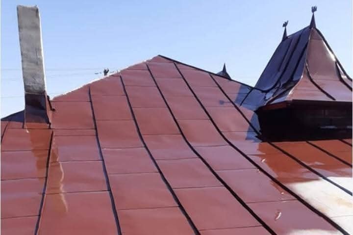 Vopsim orice tip de tablă  la case/vile/structuri metalice