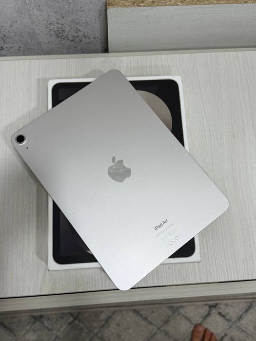 iPad Air 5 8/64gb M1
