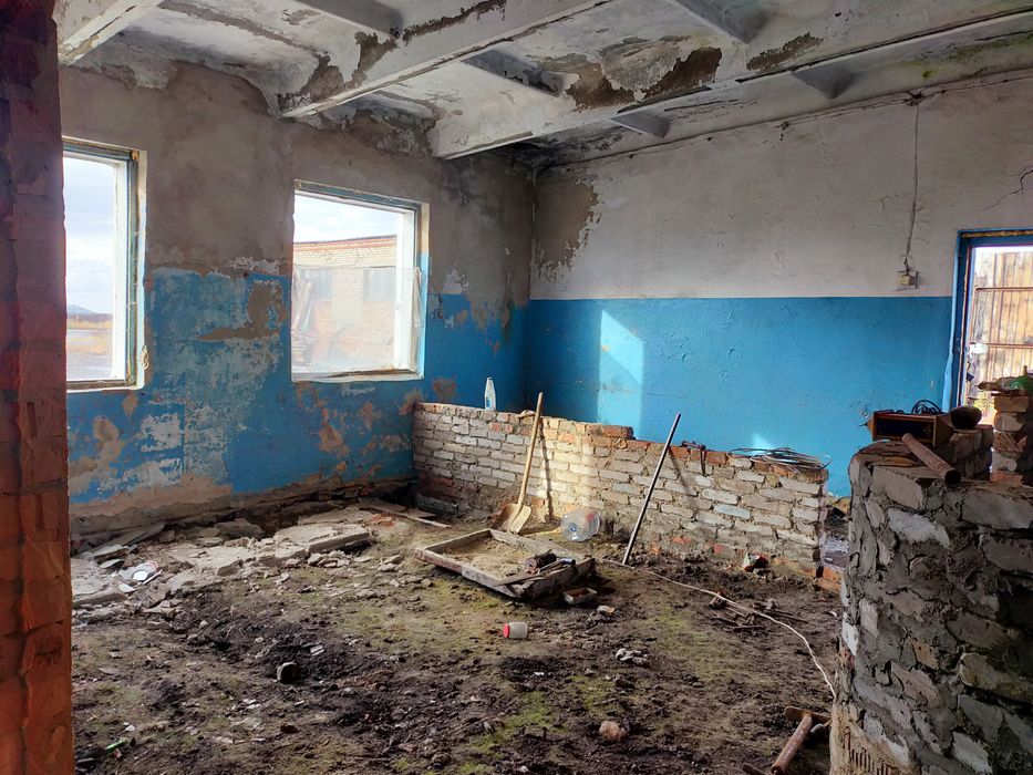 Продам  гараж...