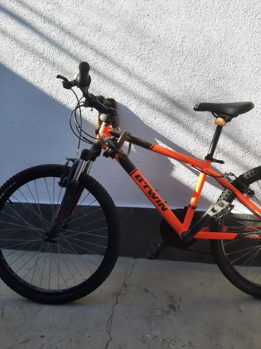 Vand doua biciclete