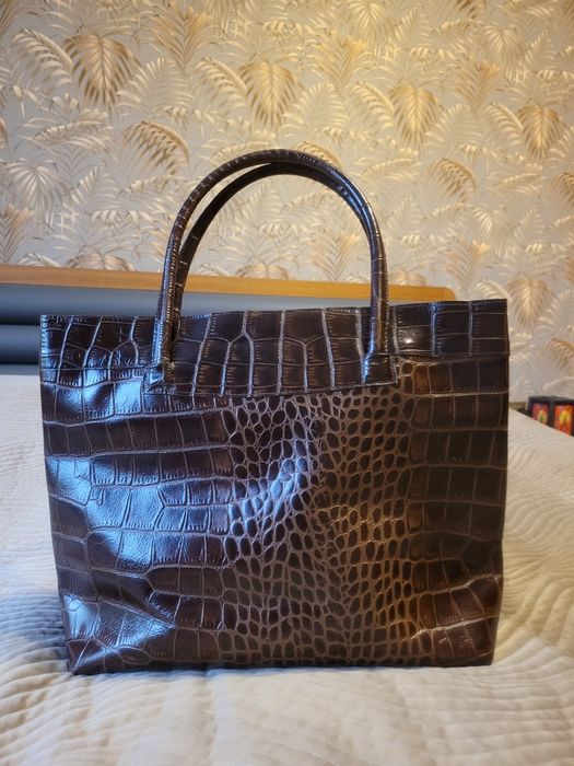 Продам кожаную сумку