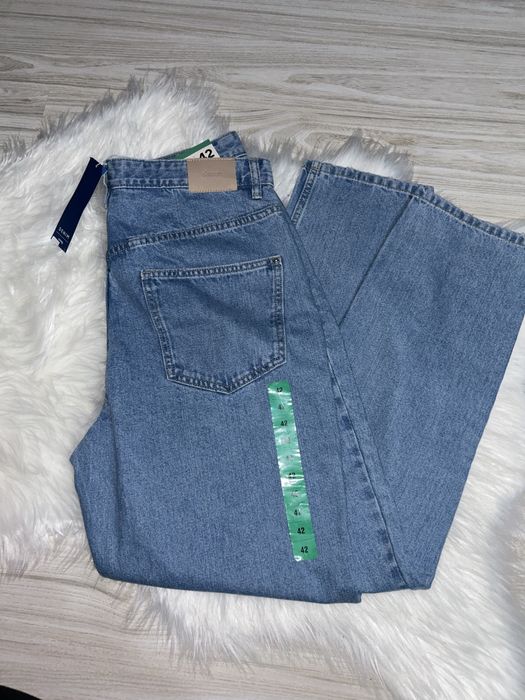 НОВИ дънки с етикет + подарък блуза