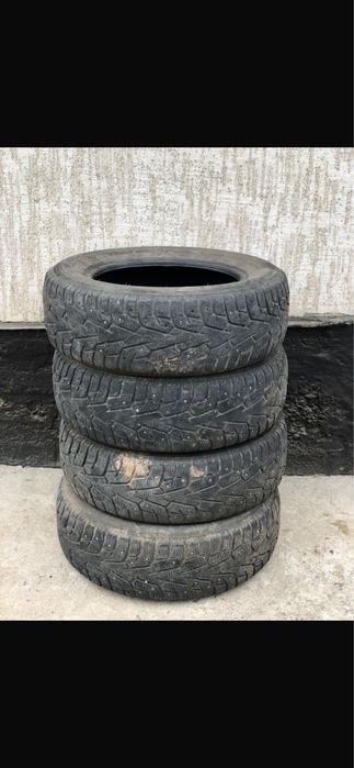 Продам срочно шины зимние
