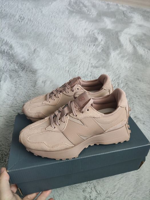 New Balance 327 culoare taupe/cappuccino mărimea 36 noi originali