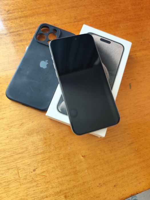 Iphone 15 pro max nano-Esim