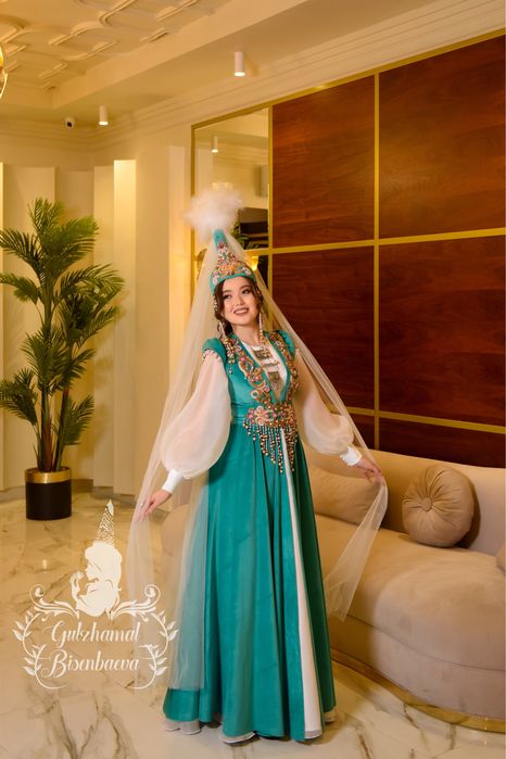 Қазақша комплект сатылады.