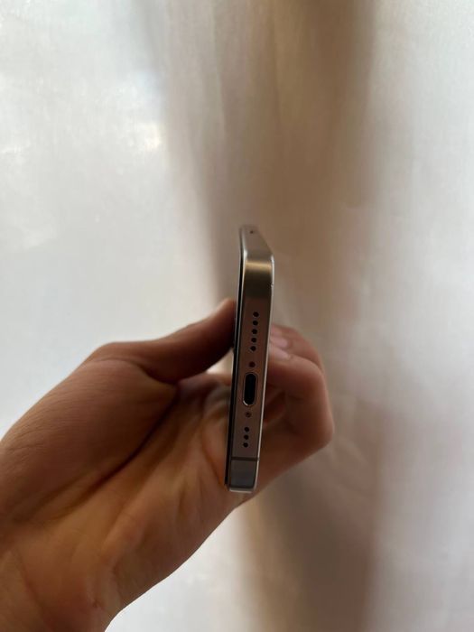 Iphone 15 pro 256 tali sim karta