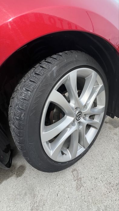 BRIDGESTONE 225/45/19 Зима 4бр  Dot 18