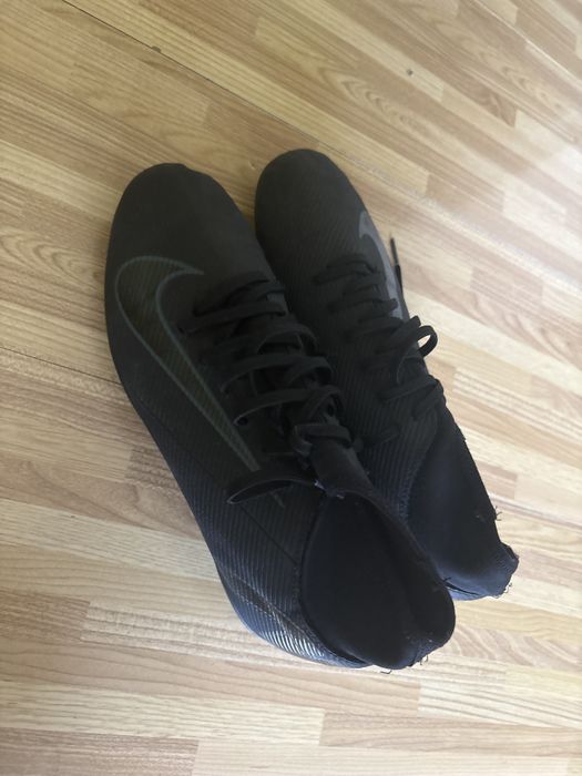 Ghete de fotbal nike pentru COPII