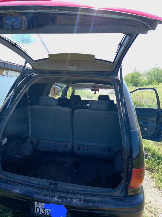 Продам Toyota Estima Lusida 1994г.