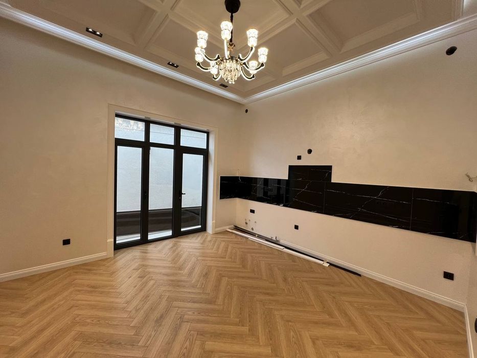 Евродом дурмень 2.4 соток, цена 300000 у.е