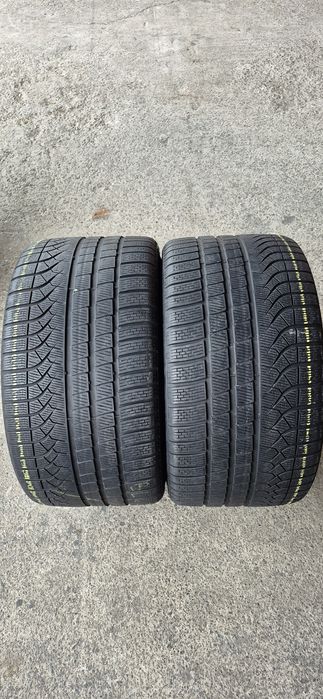 2 anvelope iarna Pirelli 315/30/21.Pretul este pe bucata