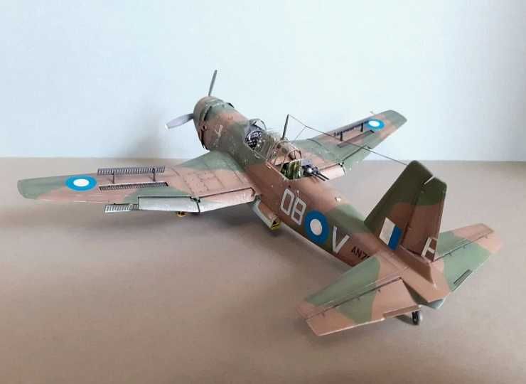 сборная модель самолет конструктор 1/72 Англия