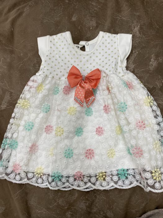 Продам платья для девочек