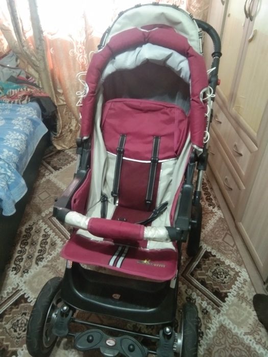 Продам коляску в хорошем состояние