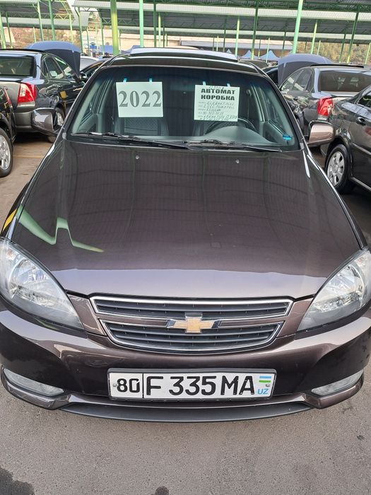 Продаю срочна автомобил ЖЕНТРА