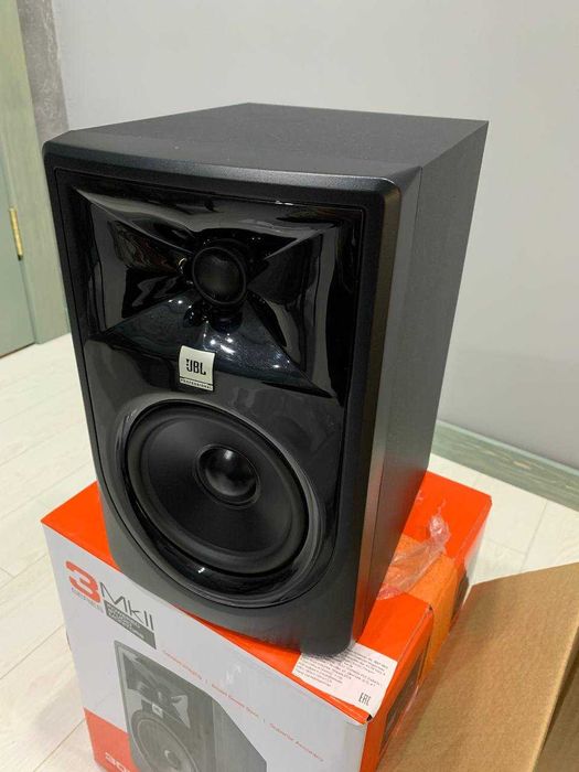 JBL 305P MKII - Активные студийные мониторы (пара)