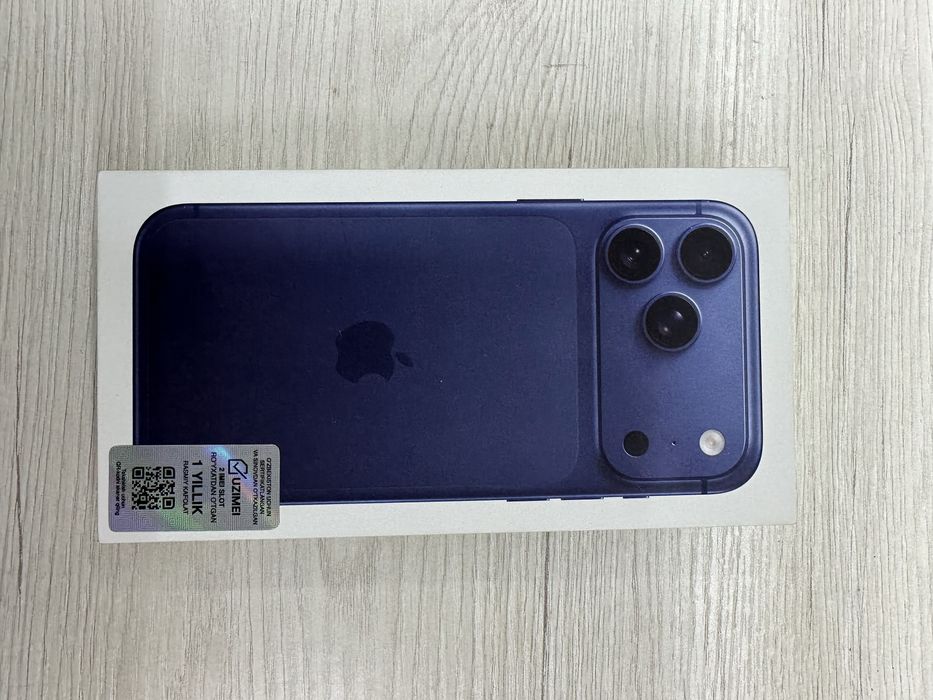 Iphone 17 pro max 256gb , с официальной гарантией