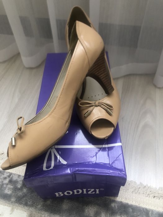 Туфли женские  GEOX