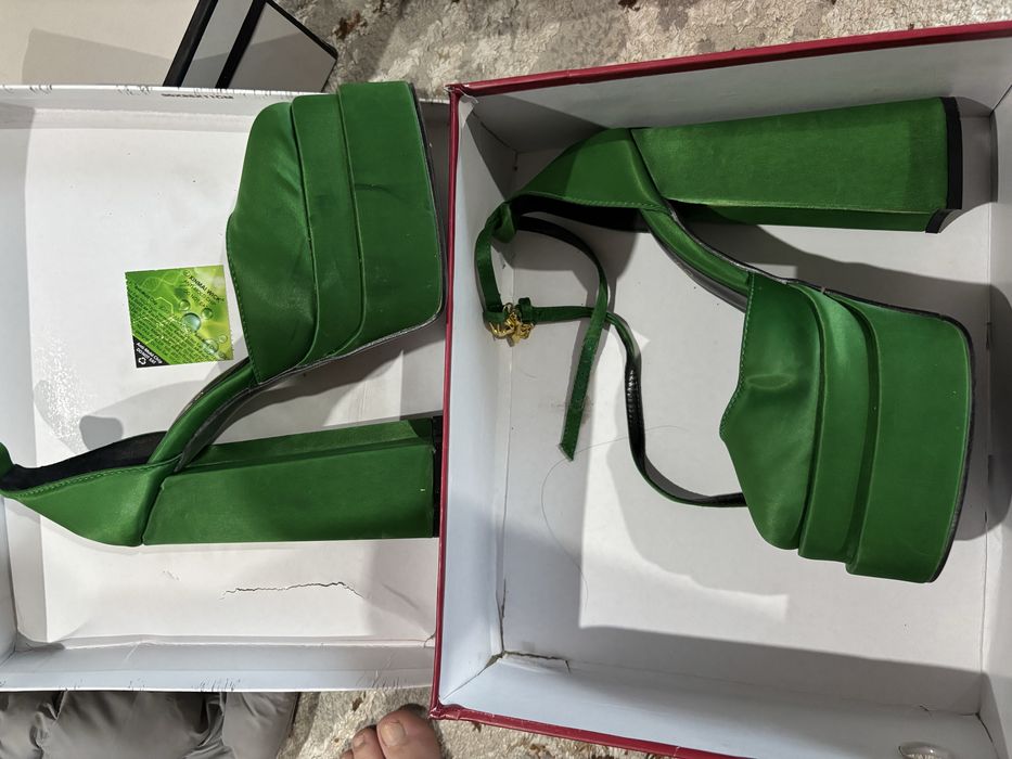 Женская и детская обувь