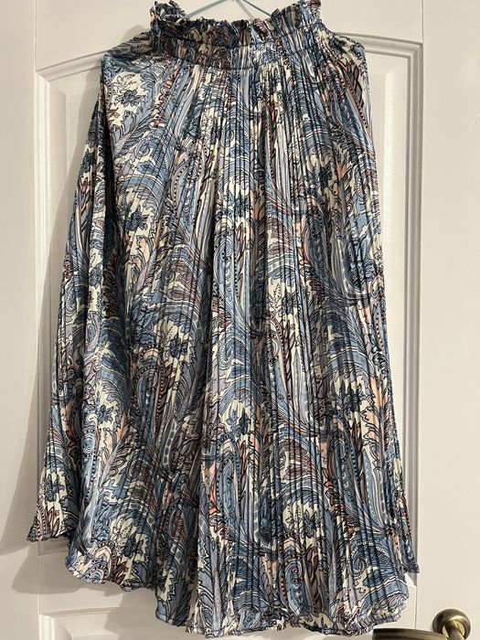 Костюм нарядный