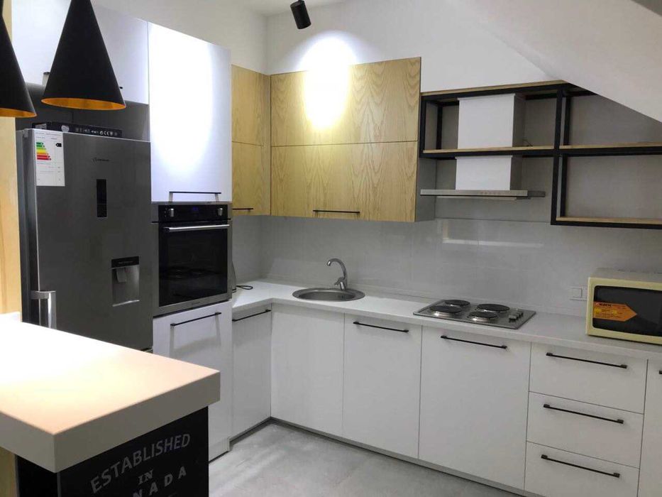 Сдаётся 4-х комнатный Габус 170м2 На Садык Азимова!