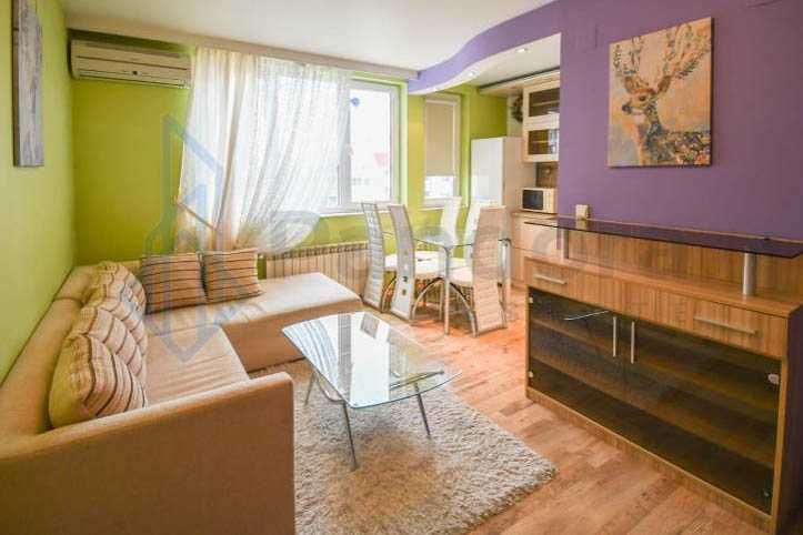 Тристаен апартамент под наем в кв. Студентски град