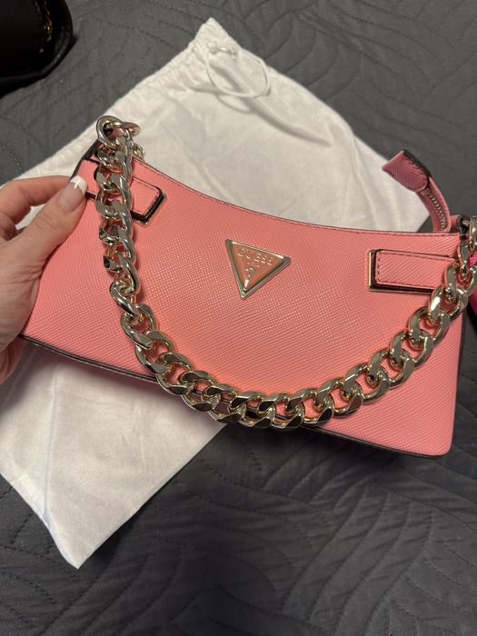 Орогинална  чанта Guess