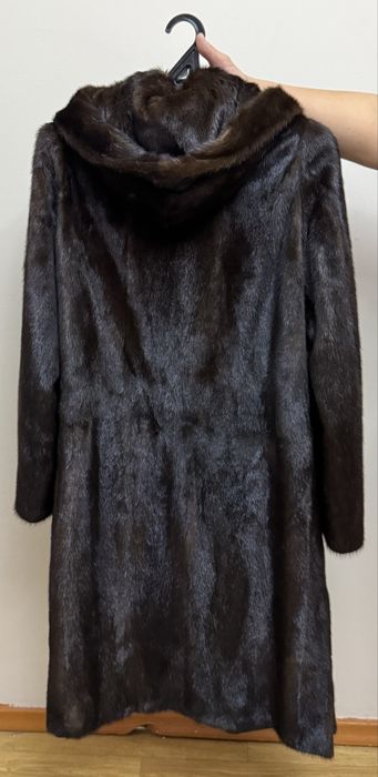 Продаю норковую шубу