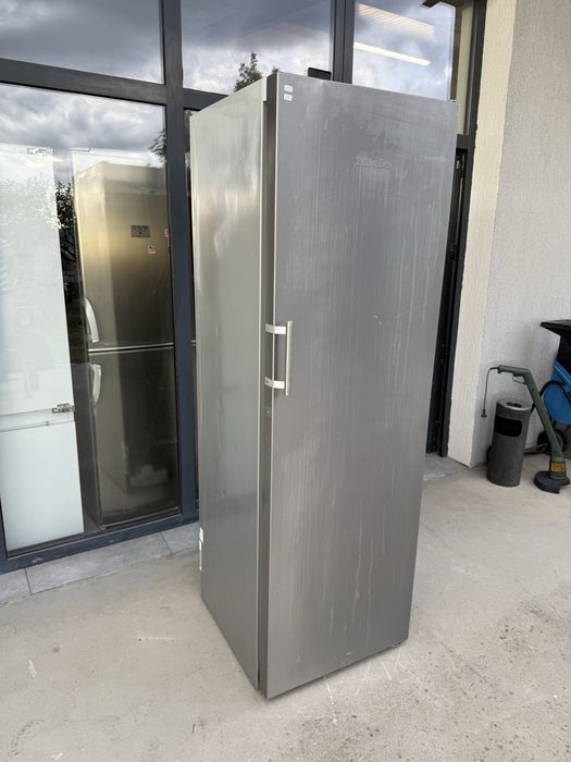 Хладилник Охладител  Миеле 185см