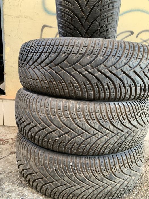 Anvelope iarna 215/65R16