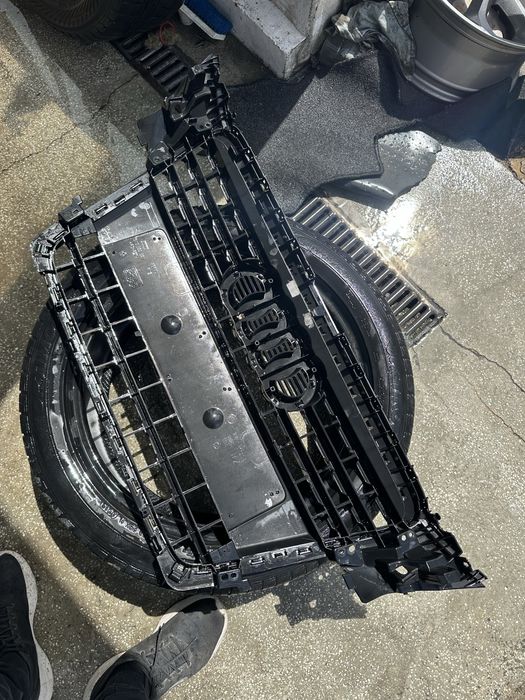 Audi A4 B8 07-011г Предна маска/Решетка